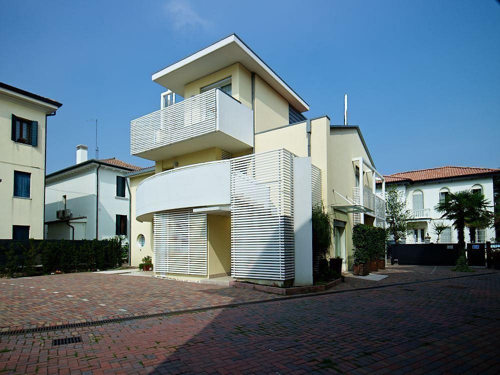 Palazzo Brando - Living Apartments Treviso Dış mekan fotoğraf